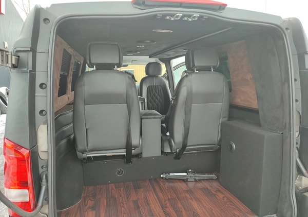 Mercedes-Benz Vito cena 120417 przebieg: 79293, rok produkcji 2018 z Kraków małe 106